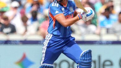 Women’s T20 WC: Kapp, Ismail pick two scalps each as South Africa restrict India to 158/7 Women’s T20 WC: Kapp, Ismail pick two scalps each as South Africa restrict India to 158/7