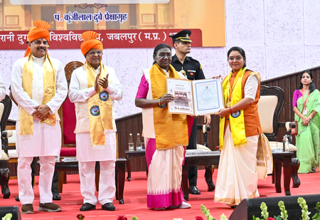 Rani Durgavati University convocation: President Murmu urges students to use education for nation-building Rani Durgavati University convocation: President Murmu urges students to use education for nation-building
