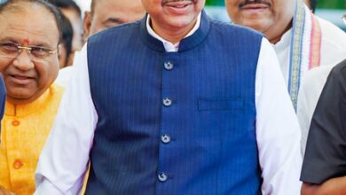No one’s house will be blown up: CM Fadnavis on Sanjay Raut’s letter to police