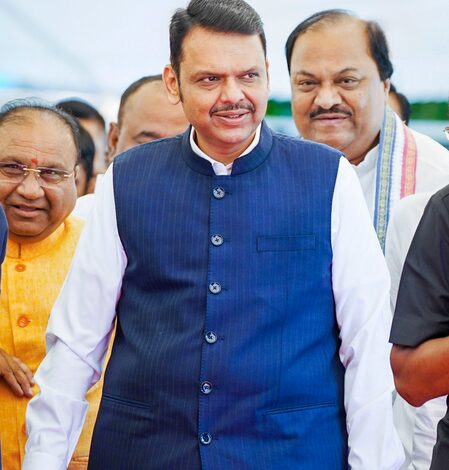 No one’s house will be blown up: CM Fadnavis on Sanjay Raut’s letter to police