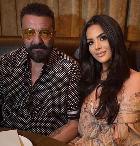 Sanjay Dutt surprises daughter Trishala Dutt on Father’s Day in New York Sanjay Dutt surprises daughter Trishala Dutt on Father’s Day in New York