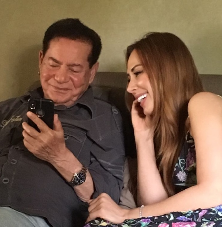 Iulia Vantur calls Salman Khan’s father Salim Khan as a ‘pillar in her life’, wishes him on Father’s day Iulia Vantur calls Salman Khan’s father Salim Khan as a ‘pillar in her life’, wishes him on Father’s day