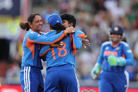 Women’s T20 WC: India’s bowling attack will get better with experience, says Muzumdar Women’s T20 WC: India’s bowling attack will get better with experience, says Muzumdar
