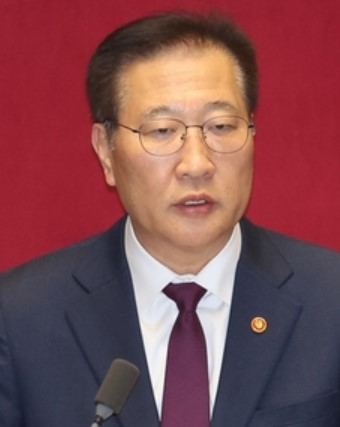 South Korea’s ex-Justice minister gets 25-year prison sentence for martial law role South Korea’s ex-Justice minister gets 25-year prison sentence for martial law role
