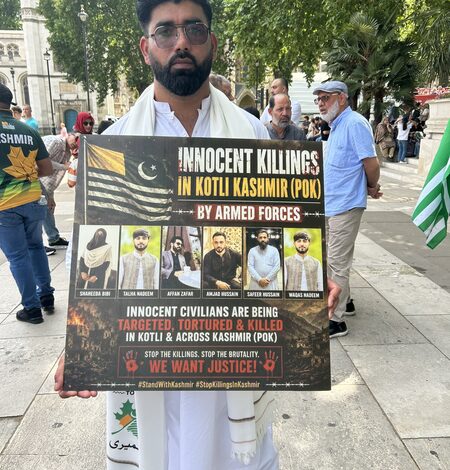 PoK atrocities: Kashmiri diaspora holds protests against Pakistan in London PoK atrocities: Kashmiri diaspora holds protests against Pakistan in London