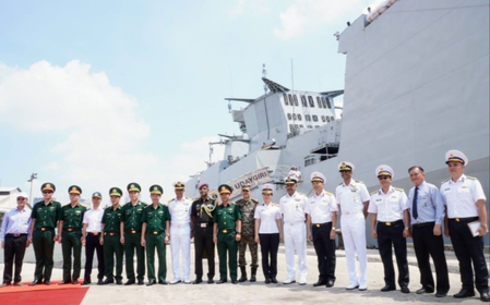 Indian Navy ships arrive in Vietnam to strengthen maritime cooperation Indian Navy ships arrive in Vietnam to strengthen maritime cooperation