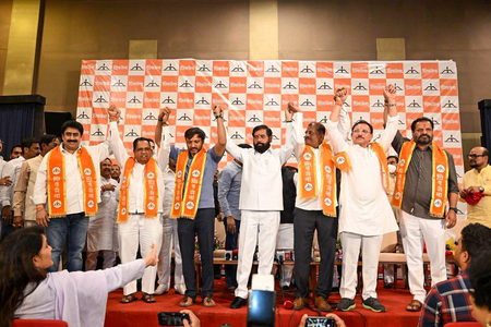‘Operation Tiger’ gives Shinde greater leverage in MahaYuti, leaves Uddhav Sena reeling