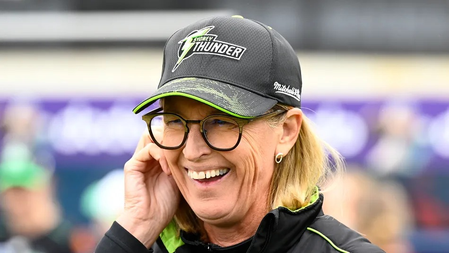 Keightley signs 2-year extension with Sydney Thunder as WBBL head coach Keightley signs 2-year extension with Sydney Thunder as WBBL head coach