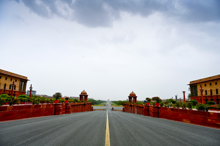 IMD issues thunderstorm, high speed winds alert for Delhi-NCR till June 25; air quality remains poor IMD issues thunderstorm, high speed winds alert for Delhi-NCR till June 25; air quality remains poor