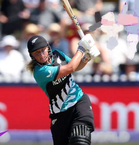 Women’s T20 WC: ‘Knew we had to be there till 14th over,’ says Sharp on match-winning stand with Halliday Women’s T20 WC: ‘Knew we had to be there till 14th over,’ says Sharp on match-winning stand with Halliday