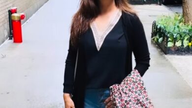 Ayesha Jhulka shares ‘postcard moments’ from an ordinary day Ayesha Jhulka shares ‘postcard moments’ from an ordinary day