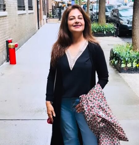Ayesha Jhulka shares ‘postcard moments’ from an ordinary day Ayesha Jhulka shares ‘postcard moments’ from an ordinary day