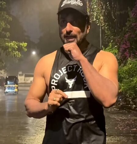 Sonu Sood relives his childhood as he enjoys Mumbai’s first rain