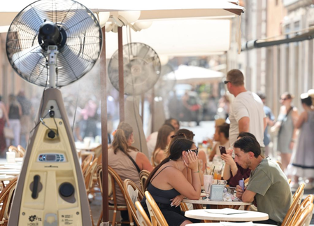 Europe reels under extreme heat; WHO calls it ‘health emergency’