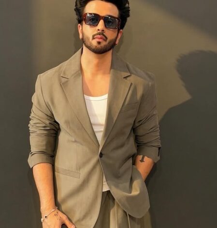 Dheeraj Dhoopar confirmed as 4th contestant on ‘Lock Upp’ season 2 Dheeraj Dhoopar confirmed as 4th contestant on ‘Lock Upp’ season 2