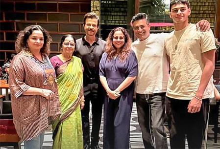Anil Kapoor met R Madhavan & his family just before the Padma ceremony Anil Kapoor met R Madhavan & his family just before the Padma ceremony
