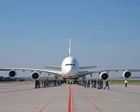 EU orders urgent checks on 16 Emirates, Qantas A380s aircraft over wing cracks EU orders urgent checks on 16 Emirates, Qantas A380s aircraft over wing cracks