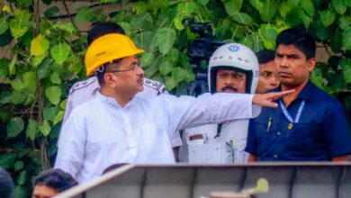 Kolkata warehouse roof collapse: Ex-Mayor Hakim had sanctioned construction plan, says Bengal CM