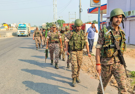 J&K: Security forces hold Amarnath Yatra review meeting in Anantnag