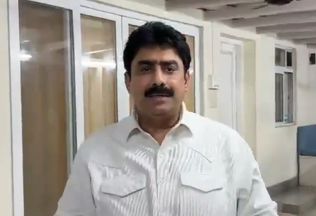 Maha: Shinde faction MP apologises after abusing journalists