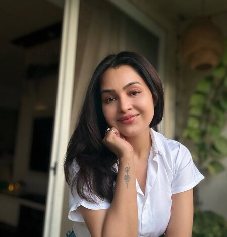 Shubhangi Atre opens up on loneliness in industry: ‘You can be surrounded yet feel unheard’