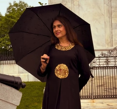 Meenakshi Seshadri enjoys rainy day in Boston as Mumbai welcomes Monsoon