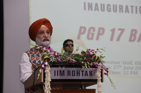 ‘Believe in yourself’: Delhi L-G tells IIM Rohtak students