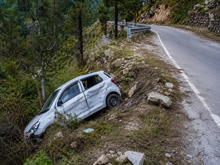 Two killed, four injured in road accident in J&K’s Doda district