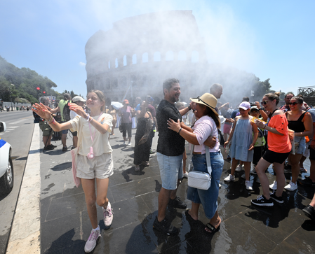 Extreme heat in Italy, 22 cities put on red alert