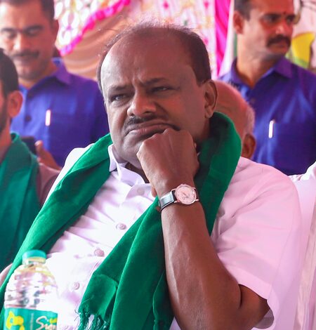 Shivakumar plotting to grab farmers’ land in Bidadi, claims Kumaraswamy
