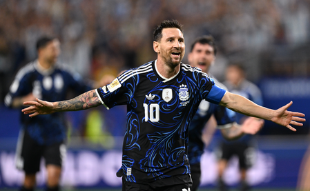 ‘Football may never see this again’: Oliver Kahn hails Messi-Ronaldo rivalry