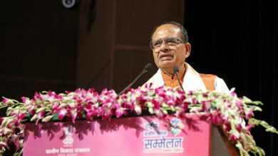 Shivraj Chouhan tells officials to ensure last-mile delivery in rural job schemes
