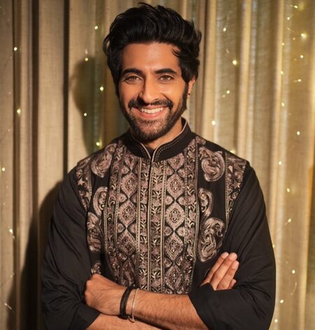 Akshay Oberoi calls working with Shah Rukh Khan in ‘King’ surreal