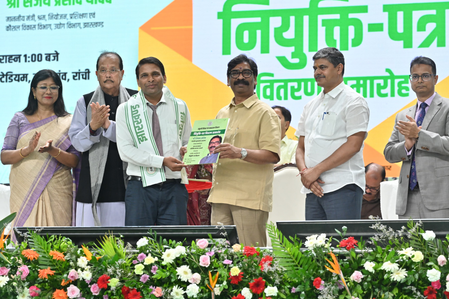 Jharkhand appoints 1,042 assistant teachers, CM Soren flags role in strengthening education