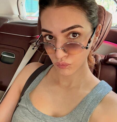 Kriti Sanon shares a heartfelt letter from a young fan: You are very beautiful
