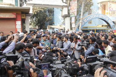 Press freedom group calls for withdrawal of charges against six journalists in Bangladesh