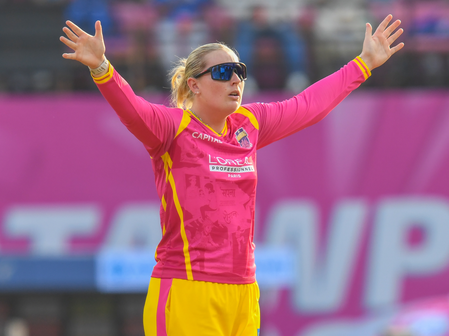 Women’s T20 World Cup: England survive Ireland test to maintain winning start
