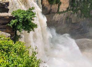 Rivers swell, heavy inflows in dams, flood threats loom as monsoon intensifies across Karnataka Rivers swell, heavy inflows in dams, flood threats loom as monsoon intensifies across Karnataka