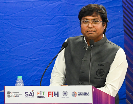 Players, coaches suggest change over visibility issues: Dilip Tirkey on the saffron jersey decision Players, coaches suggest change over visibility issues: Dilip Tirkey on the saffron jersey decision