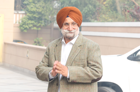 Sukhjinder Singh Randhawa’s meeting with HM Shah triggers political speculation; Gehlot and Dotasra extend support Sukhjinder Singh Randhawa’s meeting with HM Shah triggers political speculation; Gehlot and Dotasra extend support