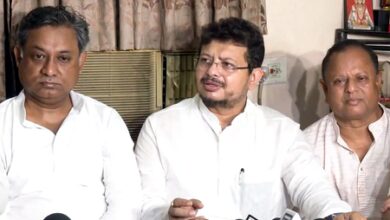 Trinamool rebel faction to meet ECI’s full bench in Delhi today; stake claim to party symbol Trinamool rebel faction to meet ECI’s full bench in Delhi today; stake claim to party symbol