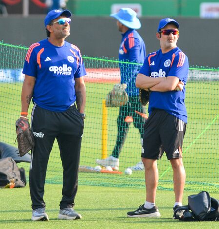 India batting coach Kotak defends Rohit’s form; dismisses Kohli-Gambhir rift rumours India batting coach Kotak defends Rohit’s form; dismisses Kohli-Gambhir rift rumours