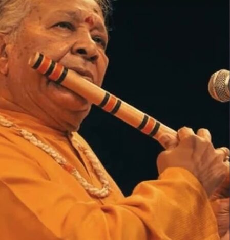 Jackie Shroff thanks Pandit Hariprasad Chaurasia for his unforgettable ‘Hero’ flute melody Jackie Shroff thanks Pandit Hariprasad Chaurasia for his unforgettable ‘Hero’ flute melody