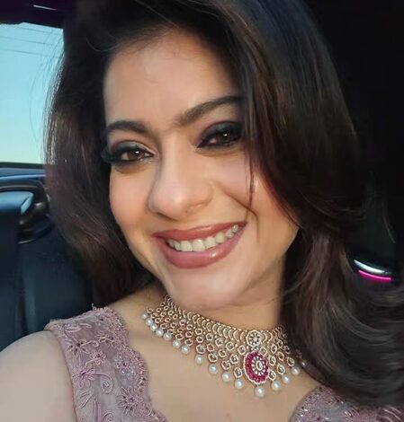 Kajol jokes those who like her posts are ‘more intelligent & better looking’, cites a ‘study made up by her’ Kajol jokes those who like her posts are ‘more intelligent & better looking’, cites a ‘study made up by her’