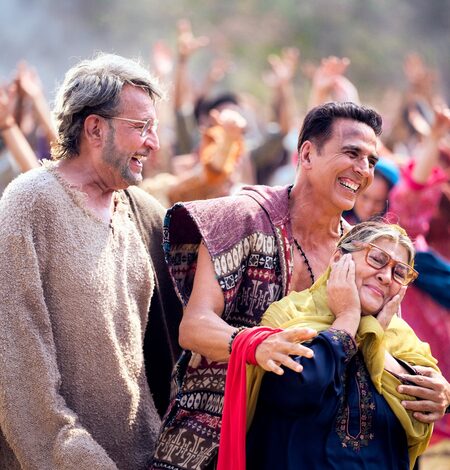 Akshay Kumar ‘bows down in gratitude’ to Farida Jalal, Kiran Kumar; credits their blessings for ‘Welcome to the Jungle’ Akshay Kumar ‘bows down in gratitude’ to Farida Jalal, Kiran Kumar; credits their blessings for ‘Welcome to the Jungle’