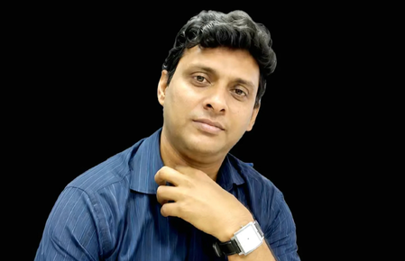 Kolkata ex-Mayor Firhad Hakim’s OSD suspended after arrest in roof collapse case Kolkata ex-Mayor Firhad Hakim’s OSD suspended after arrest in roof collapse case