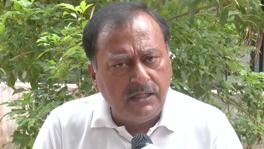 Oppn takes ‘favour’ swipe at Centre after reduction in commercial LPG prices Oppn takes ‘favour’ swipe at Centre after reduction in commercial LPG prices