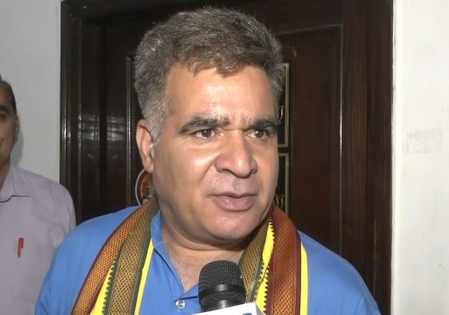 ‘Hypocrisy’: BJP on letter to end hostilities between India, Pak; urges to write on PoK crackdown instead ‘Hypocrisy’: BJP on letter to end hostilities between India, Pak; urges to write on PoK crackdown instead