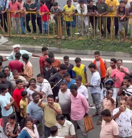 Bengal: Mahua Moitra faces protest in Nadia; eggs, cow dung thrown at her