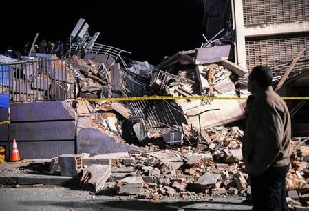 Venezuela quakes death toll rises to 2,295 Venezuela quakes death toll rises to 2,295